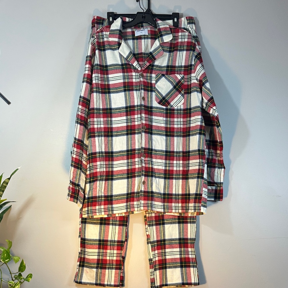 Old Navy plaid flannel pajama set white black red size L tall